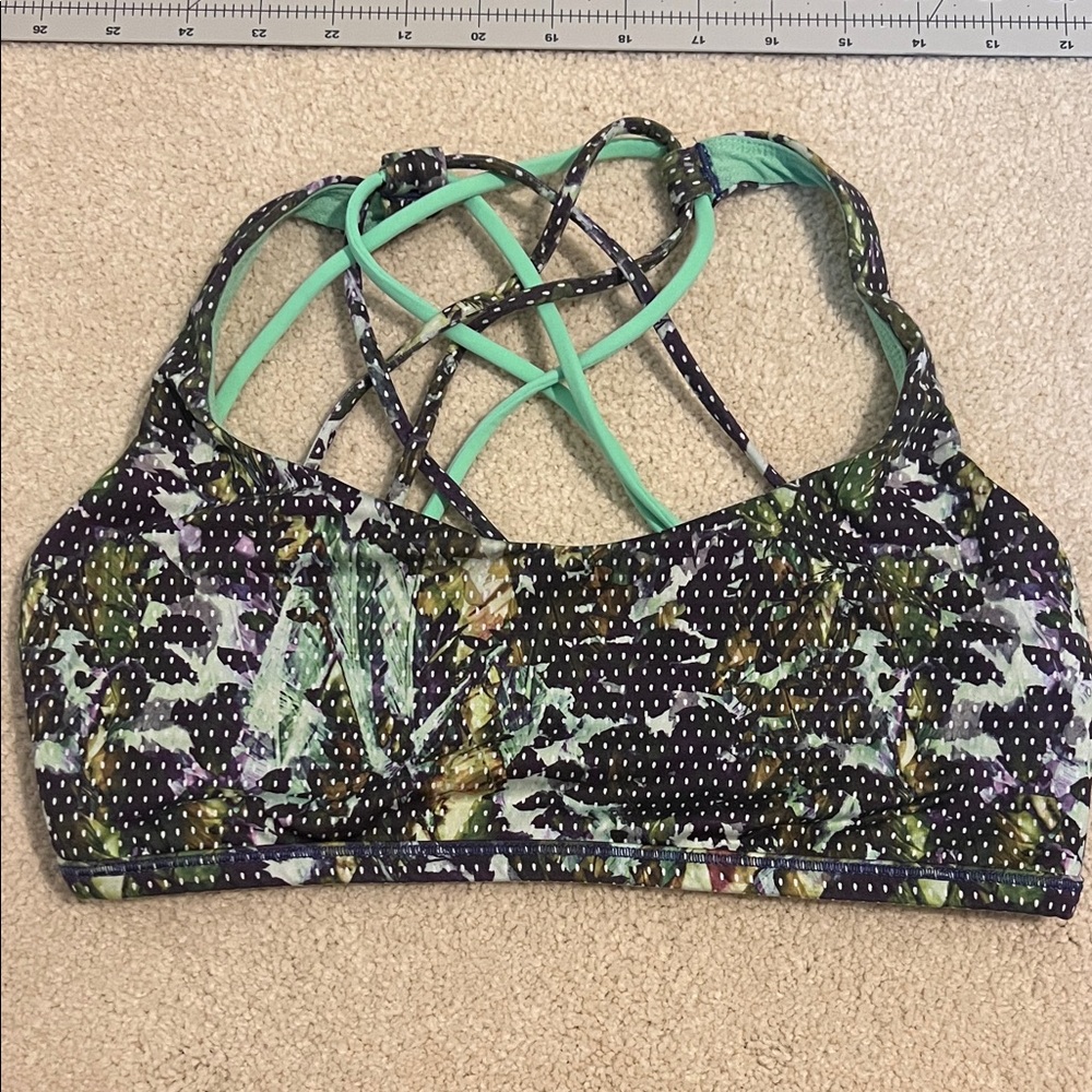 lululemon Free to Be Bra Wild Multicolor Sports Bra - Size Dot 8